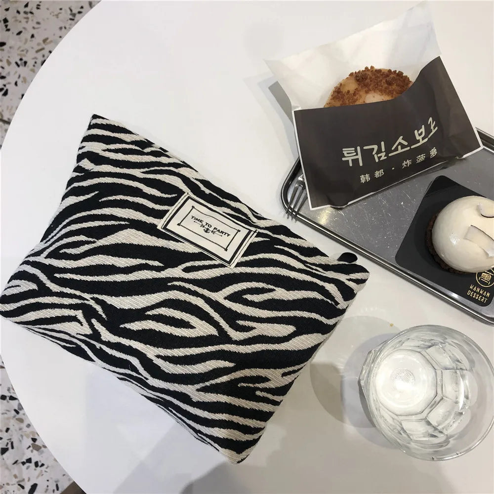 https://cdn.shopify.com/s/files/1/0698/9699/5051/files/H7d5ca893a88945708fd614d36f54cfd26.webp?v=1719854556