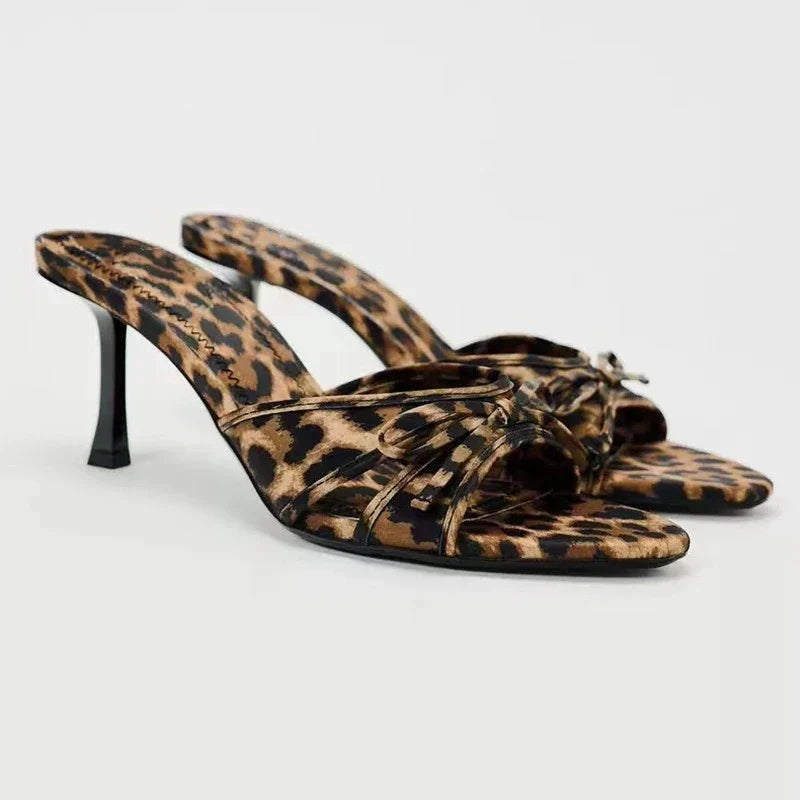 https://cdn.shopify.com/s/files/1/0909/1973/1504/files/Sf167059bb6a542178d0ecfbf57f20a70b.webp?v=1739881895